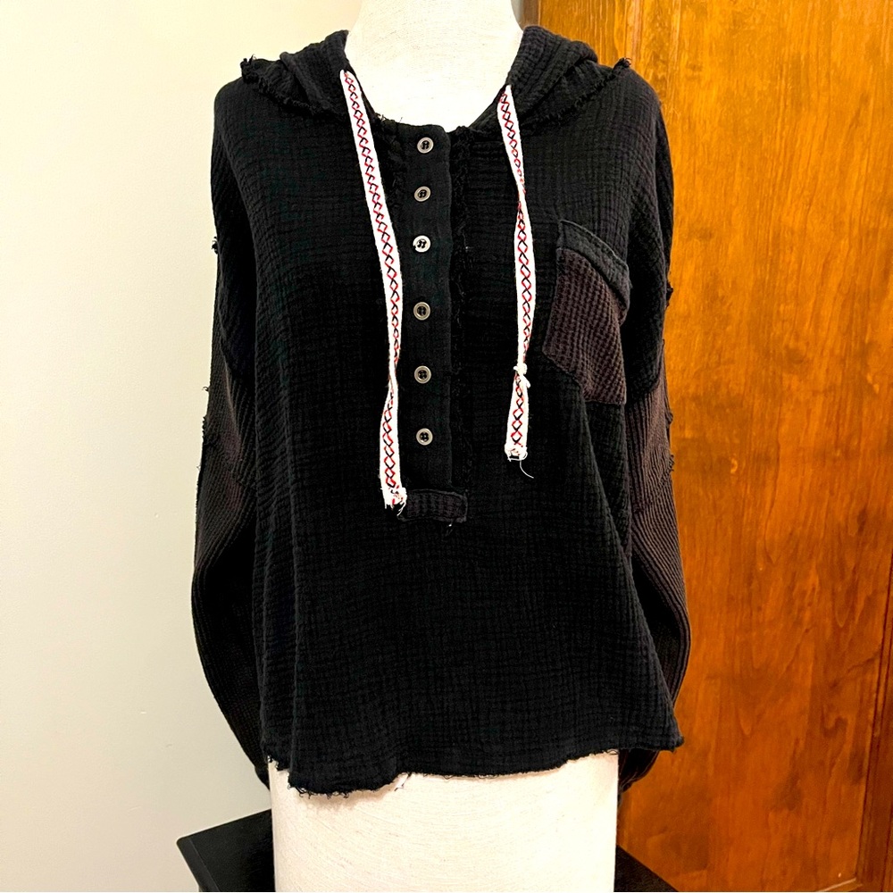 POL Black Waffle Knit Hooded Pullover - Size S